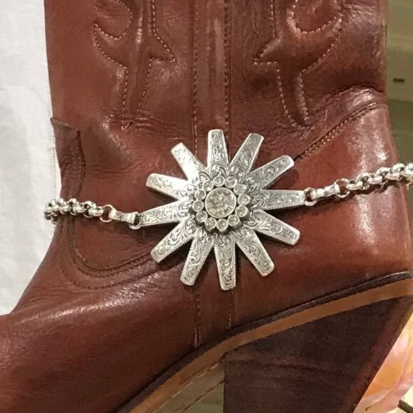 Boot Bracelet, Western Boot Jewelry - Picture 5 of 6